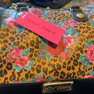 Betsy Johnson NWT Mini Wing Satchel, yellow tone hardware